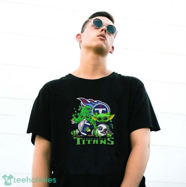 Tennessee Titans Baby Yoda Happy St.Patrick’s Day Shamrock Shirt - G500 Gildan T-Shirt