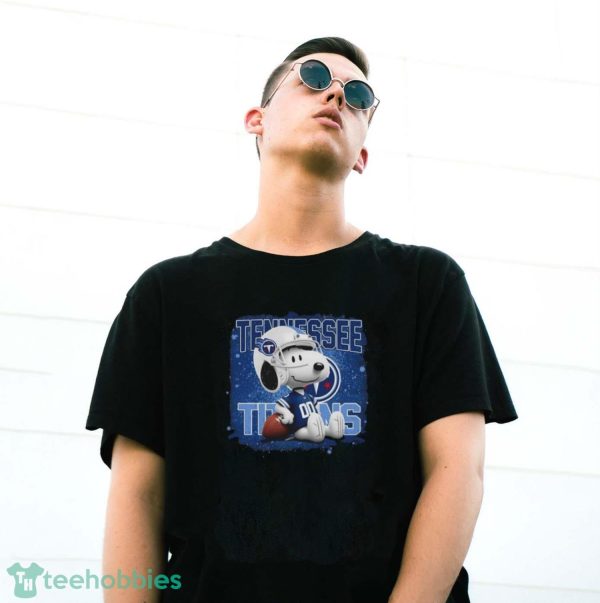 Tennessee Titans Mix Snoopy Shirt - G500 Gildan T-Shirt