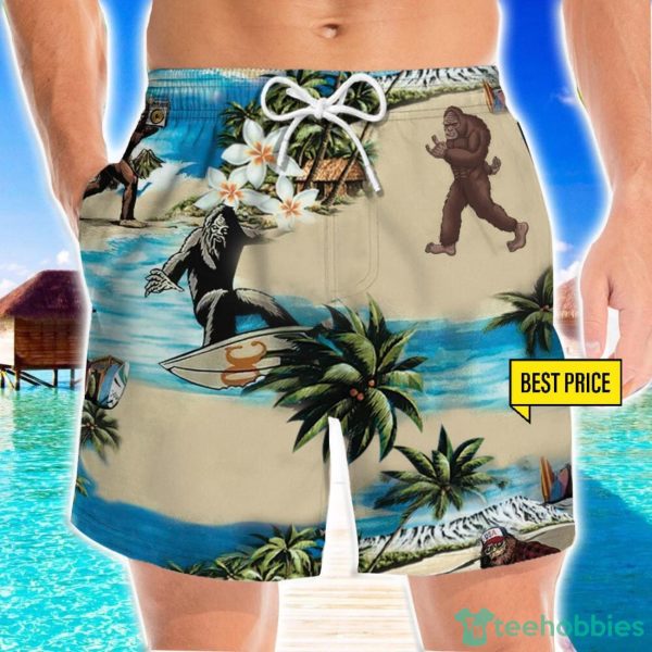 Bigfoot On The Beach Funny Style 3D Beach Shorts For Men Gift Summer Gift Product Photo 1