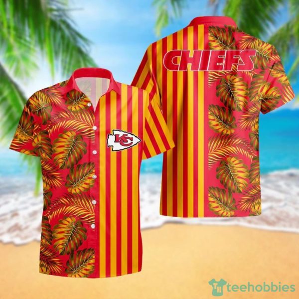 Kansas City Chiefs Leaf and Stripe Pattern Hawaiian Shirt For Fans Summer Gift Product Photo 1