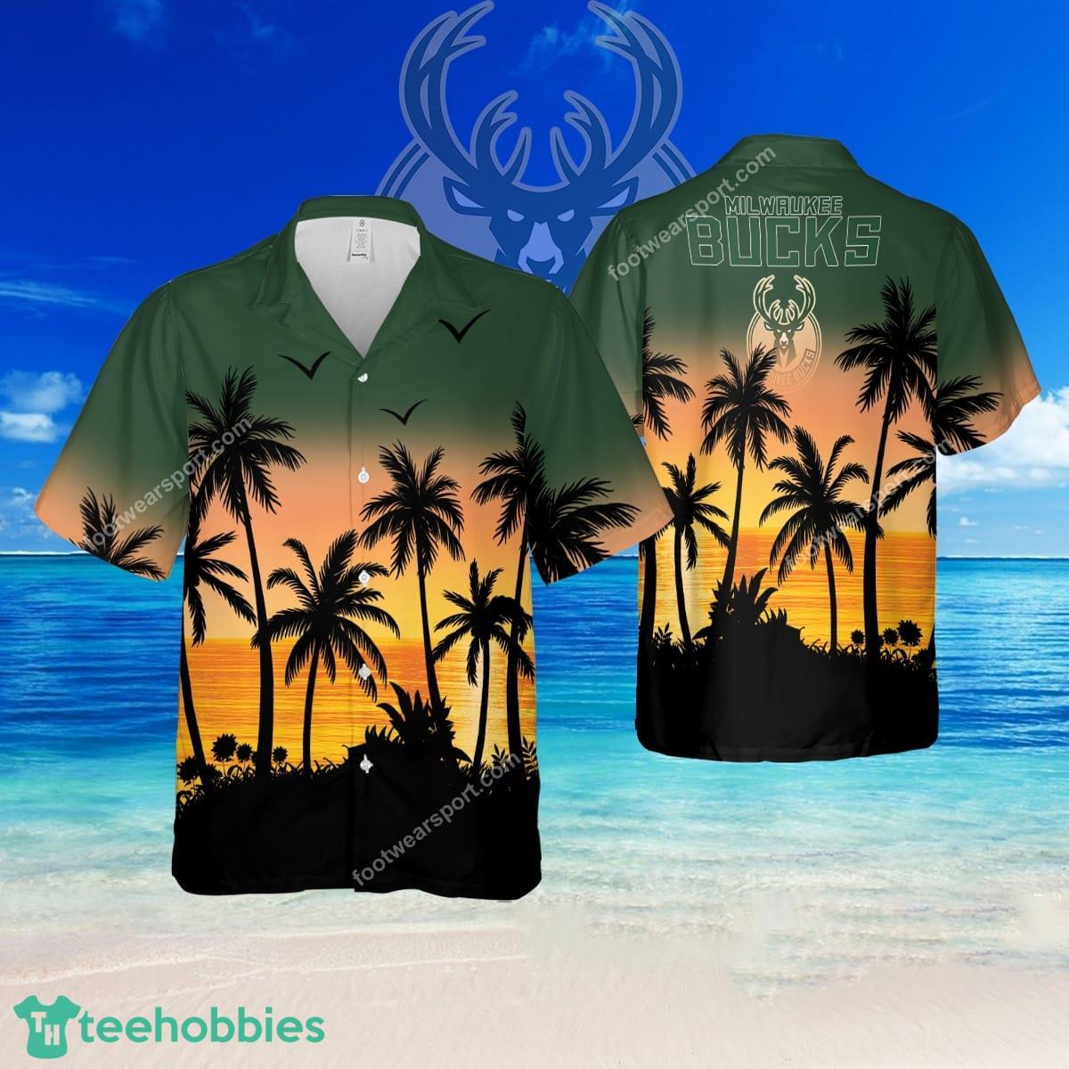 NBA Milwaukee Bucks Casual Logo Aloha Hawaiian Shirt For Men And Women - NBA Milwaukee Bucks Casual Logo Aloha Hawaiian Shirt For Men And Women