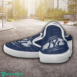 New York Yankees Logo Team Slip On Shoes Trending Goft For Fans Product Photo 1