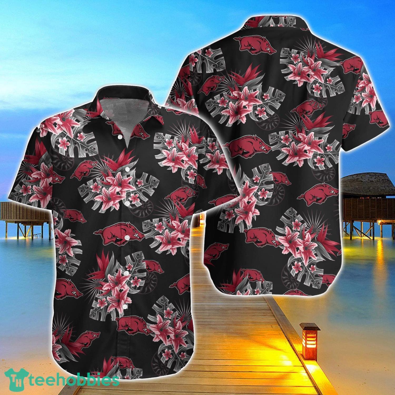Arkansas Razorbacks Tide Aloha Hawaiian Shirt Gifts For Summer Vacation Product Photo 1