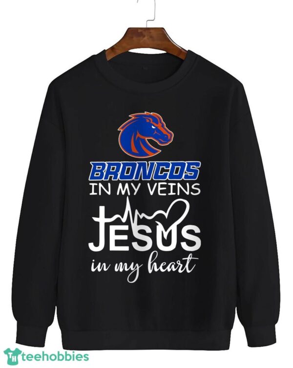 Boise State Broncos Jesus T-Shirt Hoodie Sweatshirt Product Photo 2