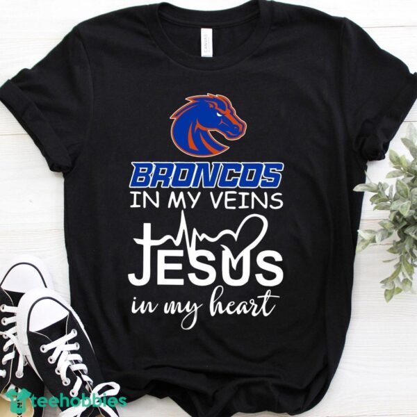 Boise State Broncos Jesus T-Shirt Hoodie Sweatshirt Product Photo 3
