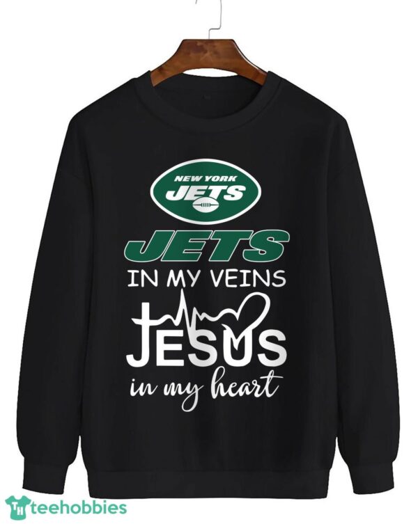 New York Jets Jesus T-Shirt Hoodie Sweatshirt Product Photo 2