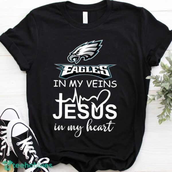 Philadelphia Eagles Jesus T-Shirt Hoodie Sweatshirt Product Photo 3