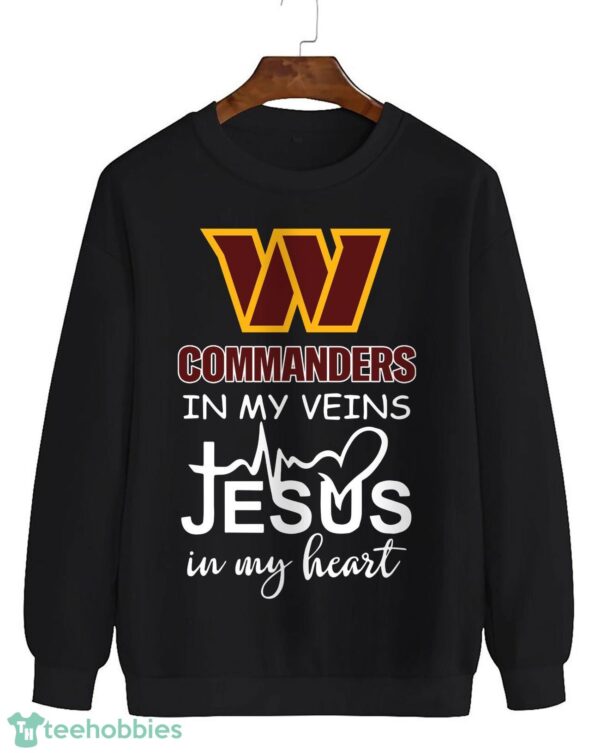 Washington Commanders Jesus T-Shirt Hoodie Sweatshirt Product Photo 2
