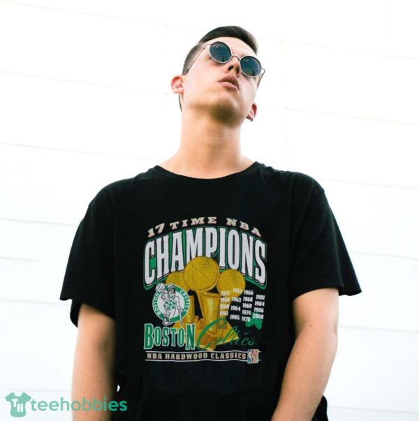 BOSTON CELTICS MEN'S MITCHEL & NESS FINALS T-SHIRT - G500 Gildan T-Shirt