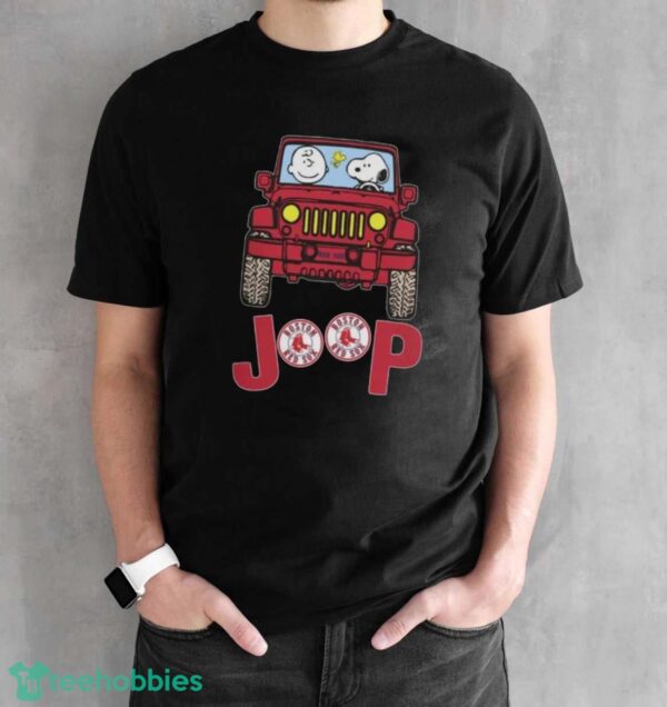 Boston Red Sox Snoopy And Charlie Brown Driving Jeep T-Shirt - Black Unisex T-Shirt