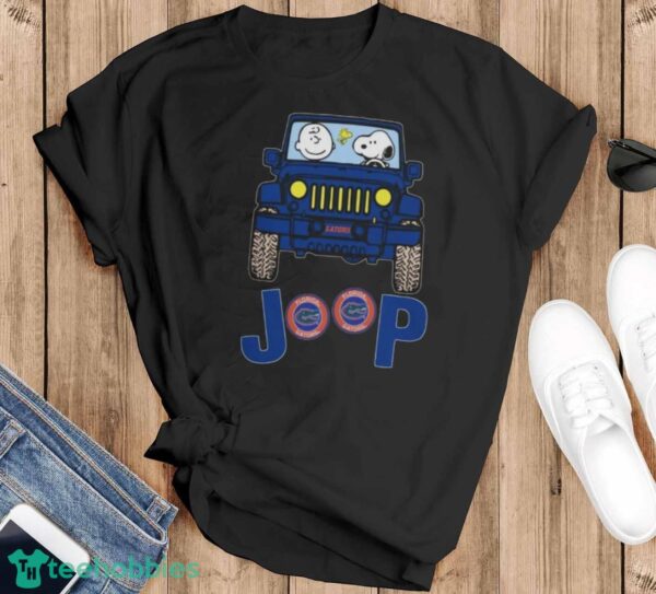 Florida Gators Snoopy And Charlie Brown Driving Jeep T-Shirt - Black T-Shirt