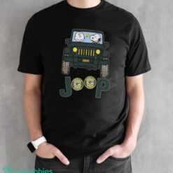 Green Bay Packers Snoopy And Charlie Brown Driving Jeep T-Shirt - Black Unisex T-Shirt