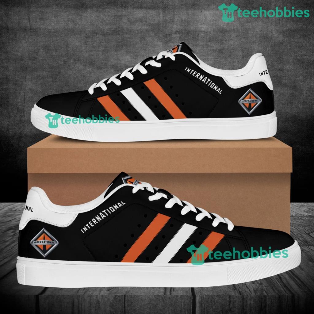 International Trucks Stan Smith Skate Shoes Hot Model image International Trucks Stan Smith Skate Shoes Hot Model Product Photo 1