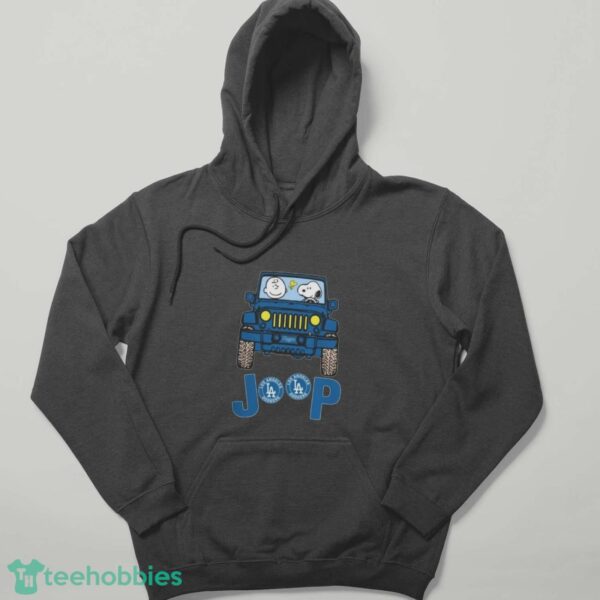 Los Angeles Dodgers Snoopy And Charlie Brown Driving Jeep T-Shirt - Hoodie