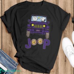 Minnesota Vikings Snoopy And Charlie Brown Driving Jeep T-Shirt - Black T-Shirt