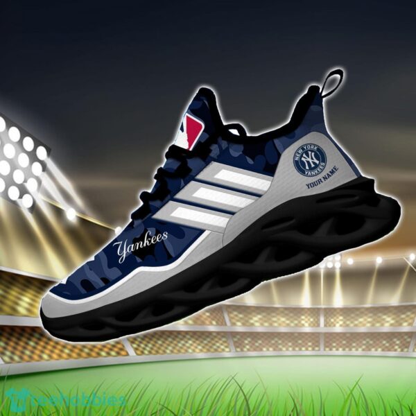 MLB New York Yankees Camo Pattern Personalized Name Max Soul Chunky Sneakers For Men Women Product Photo 2