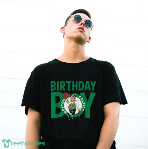 NBA Birthday Boy Vintage Retro Boston Celtics Logo T-Shirt - G500 Gildan T-Shirt