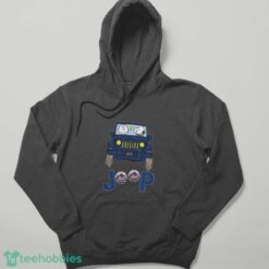 New York Mets Snoopy And Charlie Brown Driving Jeep T Shirt image New York Mets Snoopy And Charlie Brown Driving Jeep T-Shirt - Hoodie