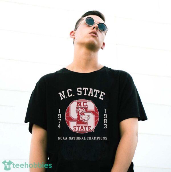 Official Nc State Wolfpack 1974 And 1983 NCAA National Champions Shirt - G500 Gildan T-Shirt