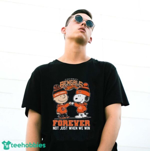 Official Official Peanuts Snoopy And Charlie Brown Cincinnati Bengals Forever Not Just When We Win Shirt - G500 Gildan T-Shirt