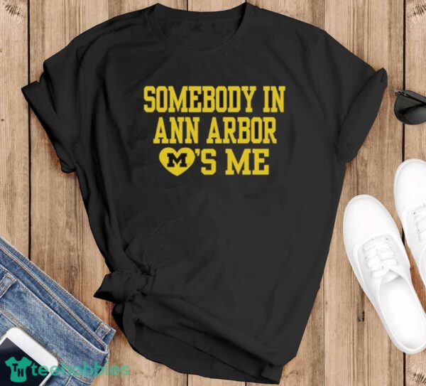 Official somebody In A2 Loves Me T-shirt - Black T-Shirt