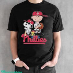 Official The Peanuts Movie Characters Philadelphia Phillies Baseball 2024 Shirt - Black Unisex T-Shirt