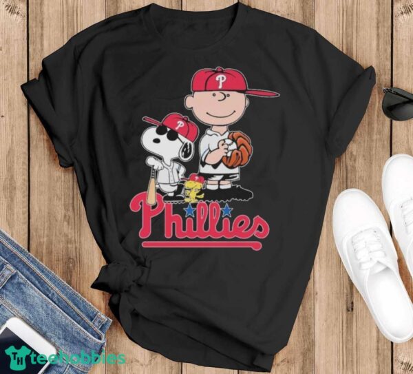 Official The Peanuts Movie Characters Philadelphia Phillies Baseball 2024 Shirt - Black T-Shirt