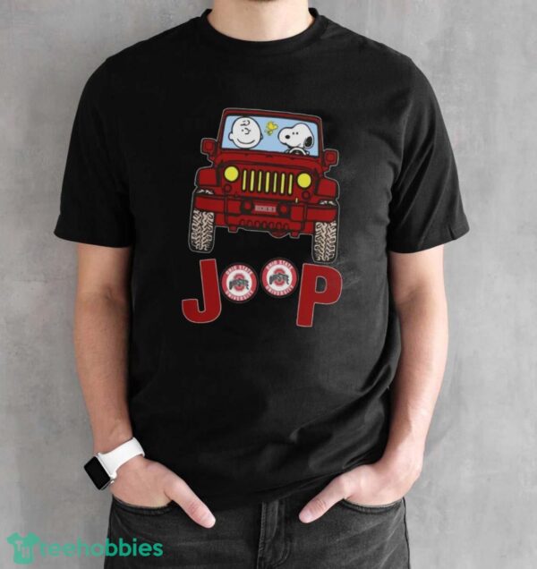 Ohio State Buckeyes Snoopy And Charlie Brown Driving Jeep T-Shirt - Black Unisex T-Shirt