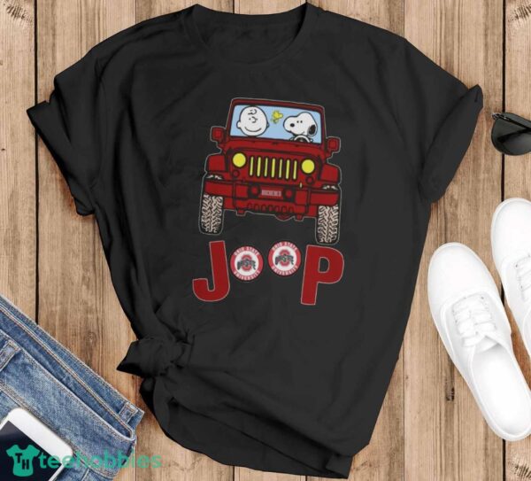 Ohio State Buckeyes Snoopy And Charlie Brown Driving Jeep T-Shirt - Black T-Shirt