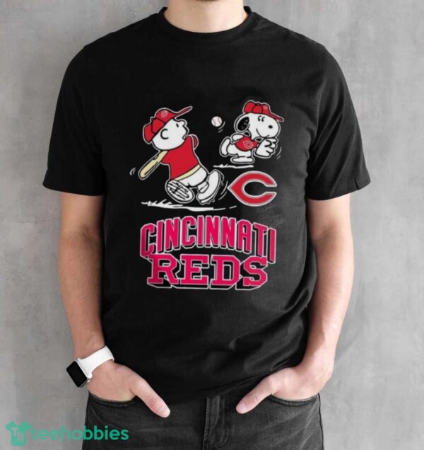 Peanuts Charlie Brown And Snoopy Playing Baseball Cincinnati Reds Product Photo 2