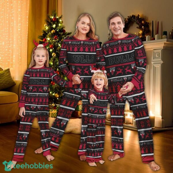 Pajamas set Ugly Christmas NBA Chicago Bulls Gift Family - Pajamas set Ugly Christmas NBA Chicago Bulls Gift Family