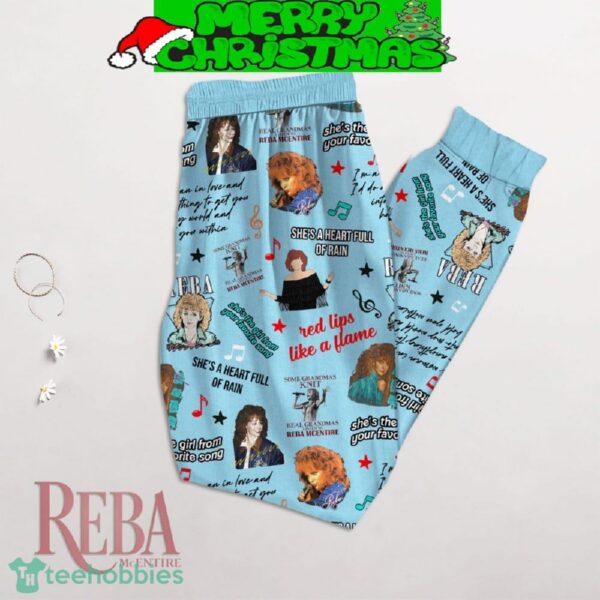 Reba McEntire Red Lips Like A Flame Fleece Pajamas Set Christmas For Family - Reba McEntire Red Lips Like A Flame Fleece Pajamas Set-3