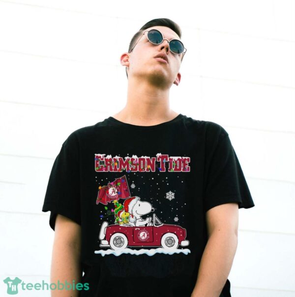 Alabama Crimson Tide Snoopy And Woodstock Driving Car Cute Snoopy Limited Edition Shirt - G500 Gildan T-Shirt