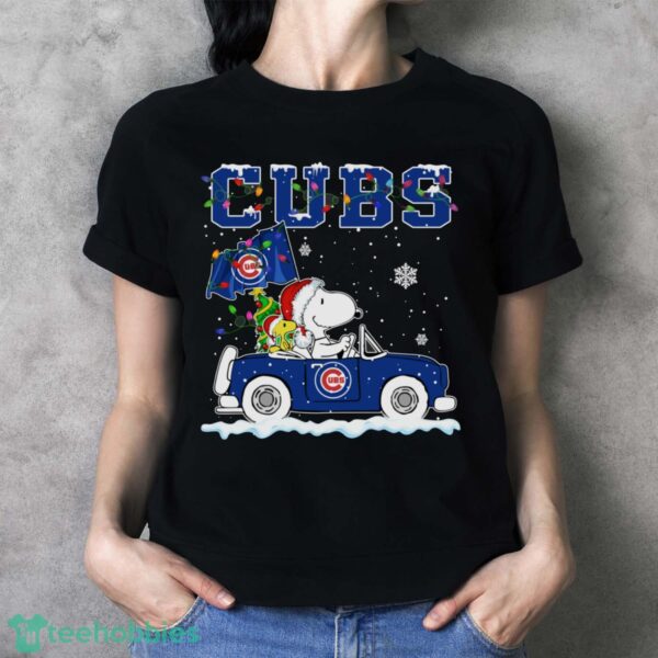 Chicago Cubs Snoopy And Woodstock Driving Car Cute Snoopy Limited Edition Shirt - Ladies T-Shirt