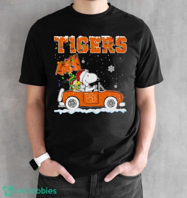 Clemson Tigers Snoopy And Woodstock Driving Car Cute Snoopy Limited Edition Shirt - Black Unisex T-Shirt