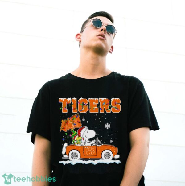 Clemson Tigers Snoopy And Woodstock Driving Car Cute Snoopy Limited Edition Shirt - G500 Gildan T-Shirt