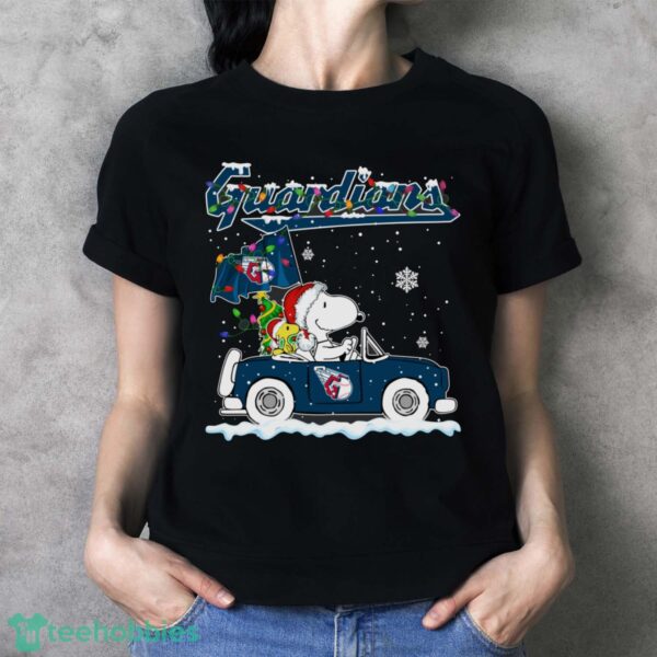Cleveland Guardians Snoopy And Woodstock Driving Car Cute Snoopy Limited Edition Shirt - Ladies T-Shirt