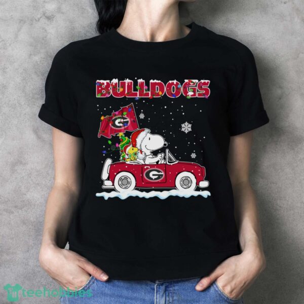 Georgia Bulldogs Snoopy And Woodstock Driving Car Cute Snoopy Limited Edition Shirt - Ladies T-Shirt