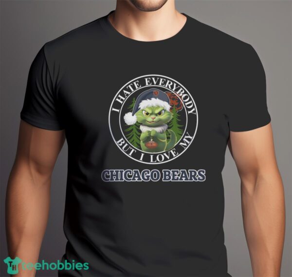 Green Cat With Santa Hat I Hate Everybody But I Love Chicago Bears Christmas T-shirt - Men Black T-Shirt