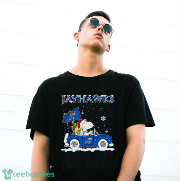 Kansas Jayhawks Snoopy And Woodstock Driving Car Cute Snoopy Limited Edition Shirt - G500 Gildan T-Shirt