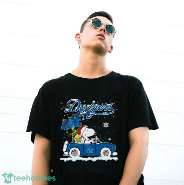 Los Angeles Dodgers Snoopy And Woodstock Driving Car Cute Snoopy Limited Edition Shirt - G500 Gildan T-Shirt