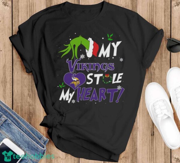 My Minnesota Vikings Stole My Heart Grinch Limited Edition Shirt - Black T-Shirt