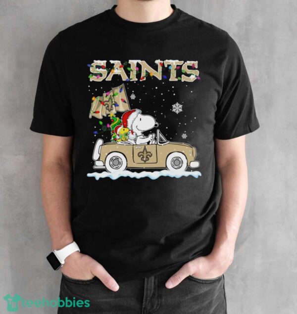 New Orleans Saints Snoopy And Woodstock Driving Car Cute Snoopy Limited Edition Shirt - Black Unisex T-Shirt