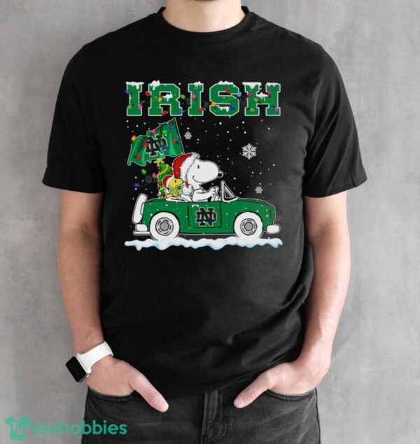 Notre Dame Fighting Irish Snoopy And Woodstock Driving Car Cute Snoopy Limited Edition Shirt - Black Unisex T-Shirt