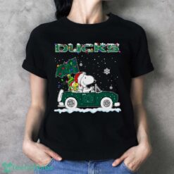 Oregon Ducks Snoopy And Woodstock Driving Car Cute Snoopy Limited Edition Shirt - Ladies T-Shirt