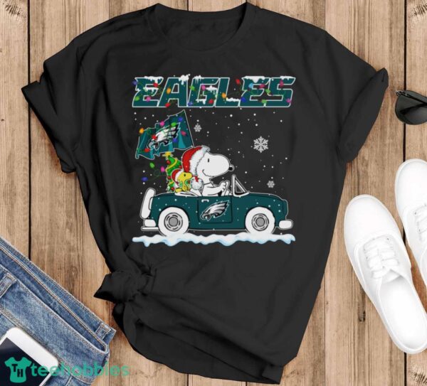 Philadelphia Eagles Snoopy And Woodstock Driving Car Cute Snoopy Limited Edition Shirt - Black T-Shirt