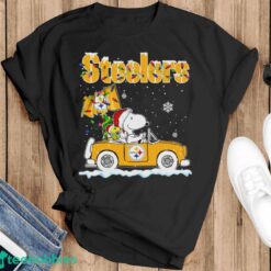 Pittsburgh Steelers Snoopy And Woodstock Driving Car Cute Snoopy Limited Edition Shirt - Black T-Shirt