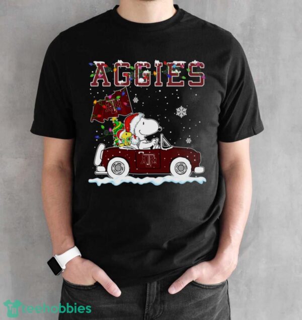 Texas A&M Aggies Snoopy And Woodstock Driving Car Cute Snoopy Limited Edition Shirt - Black Unisex T-Shirt