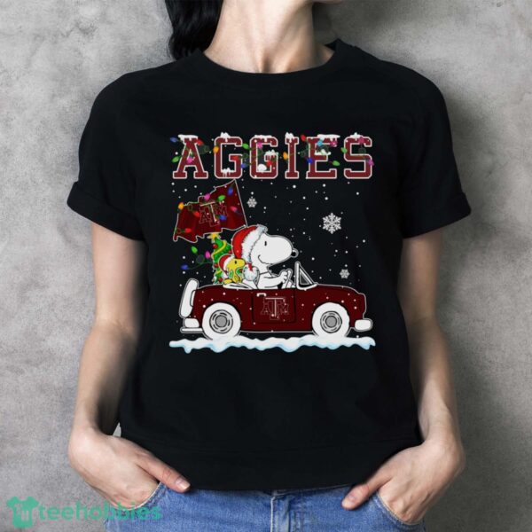 Texas A&M Aggies Snoopy And Woodstock Driving Car Cute Snoopy Limited Edition Shirt - Ladies T-Shirt