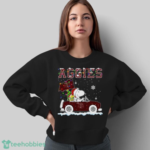 Texas A&M Aggies Snoopy And Woodstock Driving Car Cute Snoopy Limited Edition Shirt - Sweatshirt